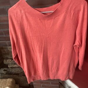 Beautiful sweater Loft excellent condition worn once